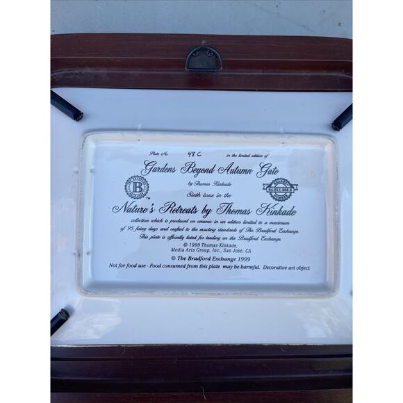 Thomas Kinkade Gardens Beyond Autumn Gate Natures Retreats Framed Plate 1999 - Picture 3 of 4